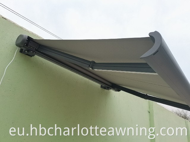 Motorized Full Cassette Retractable Awning